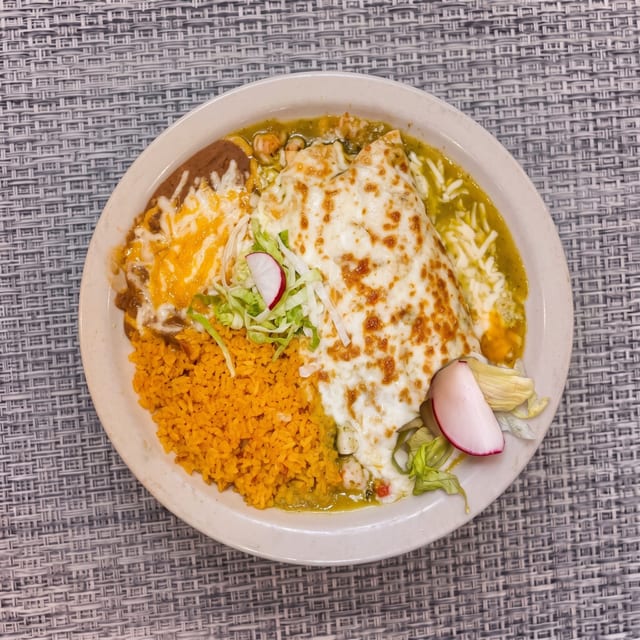 Enchiladas Verdes [Green Enchiladas].
